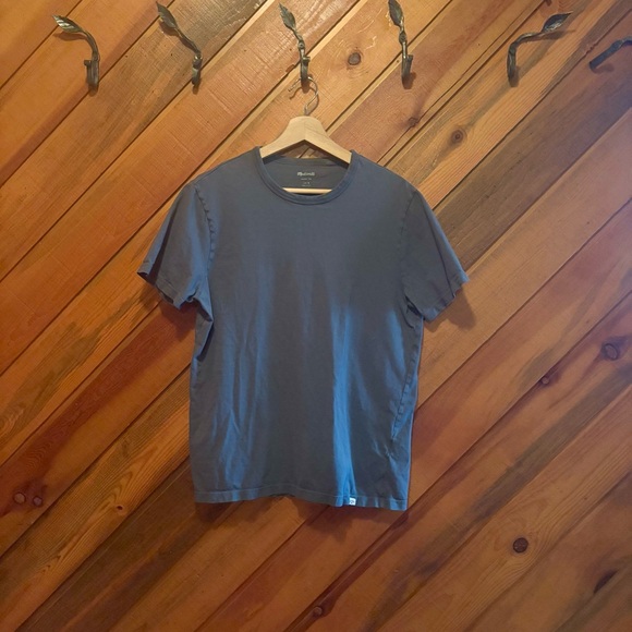 Madewell Tops - Madewell Blue Short Sleeve all day Tee shirt